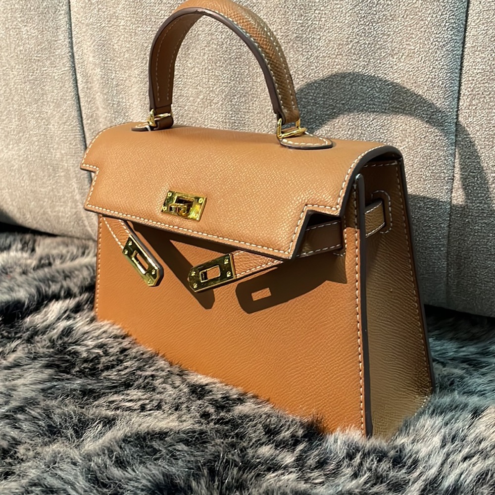 Classic Tan genuine Leather Top-Handle Crossbody Bag - Picture 2 of 4